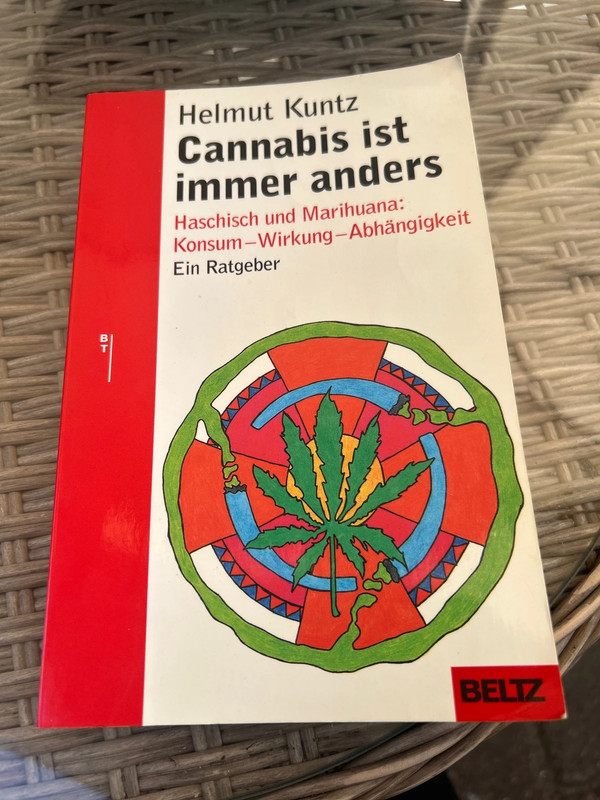 Cannabis Ratgeber Buch