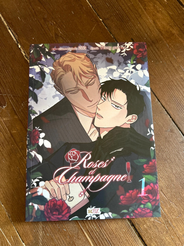 6 tomes de roses and champagne