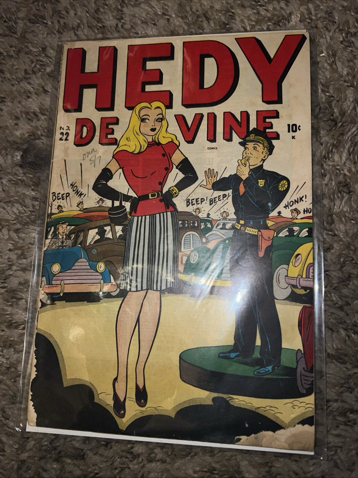 Hedy De Vine Comics 22 prima app di Hedy De Vine! Stan Lee 1947
