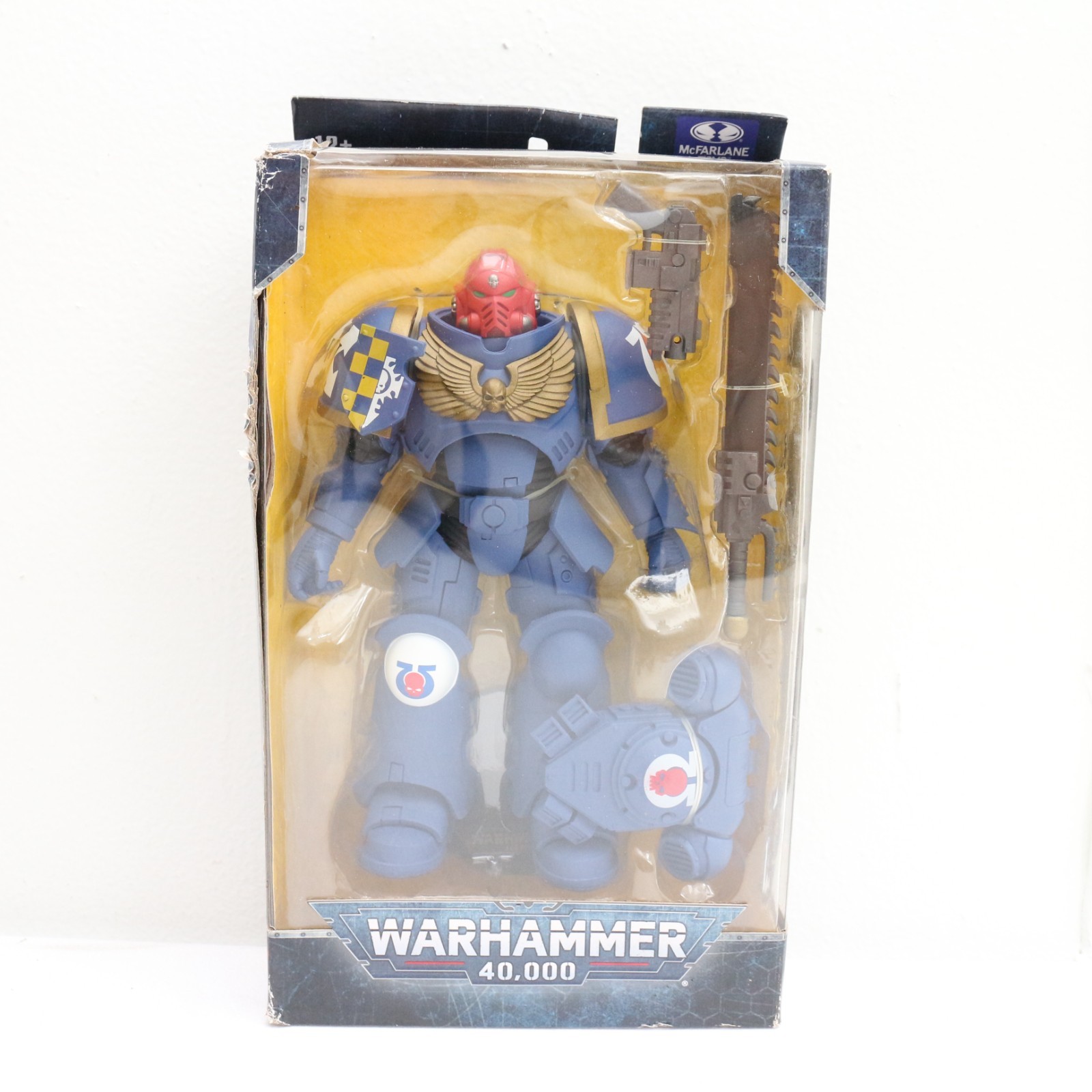 McFarlane Toys Warhammer 40 000 Ultramarines Primaris Assault Intercessor Figure