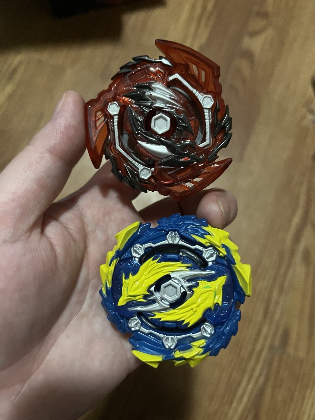 Hasbro/Takara Tomy Beyblade Burst set di 2
