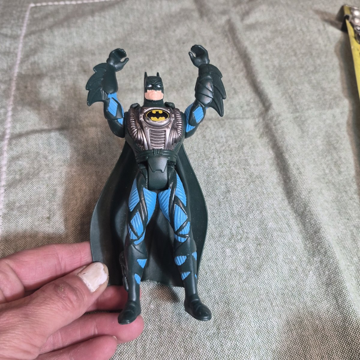 Modellino Batman vintage armatura verde blu argento petto mantello DC Comics