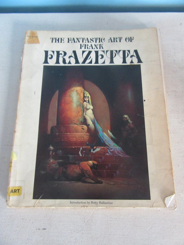 Vintage The Fantastic Art of Frank Frazetta (Book 1) - Pan Books (1970s)  Ex-Library Copy.  (B26)
