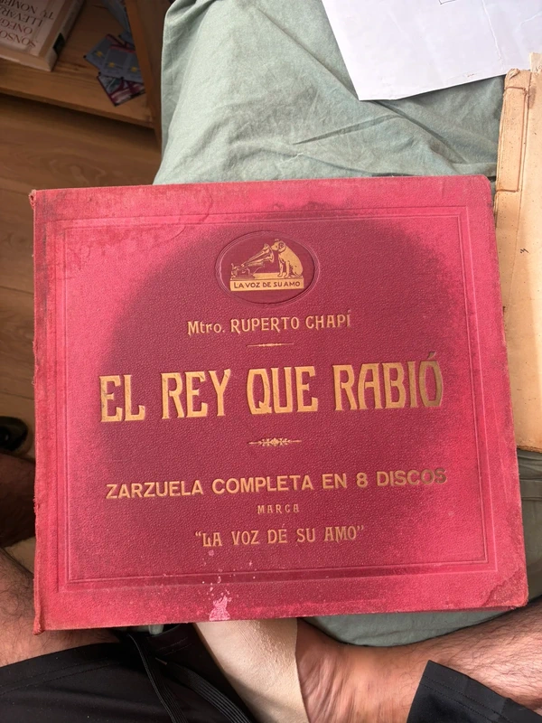 Álbum antiguo original de “El Rey que Rabió”