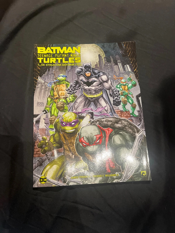 Batman teenage mutant ninja turtles 1/2