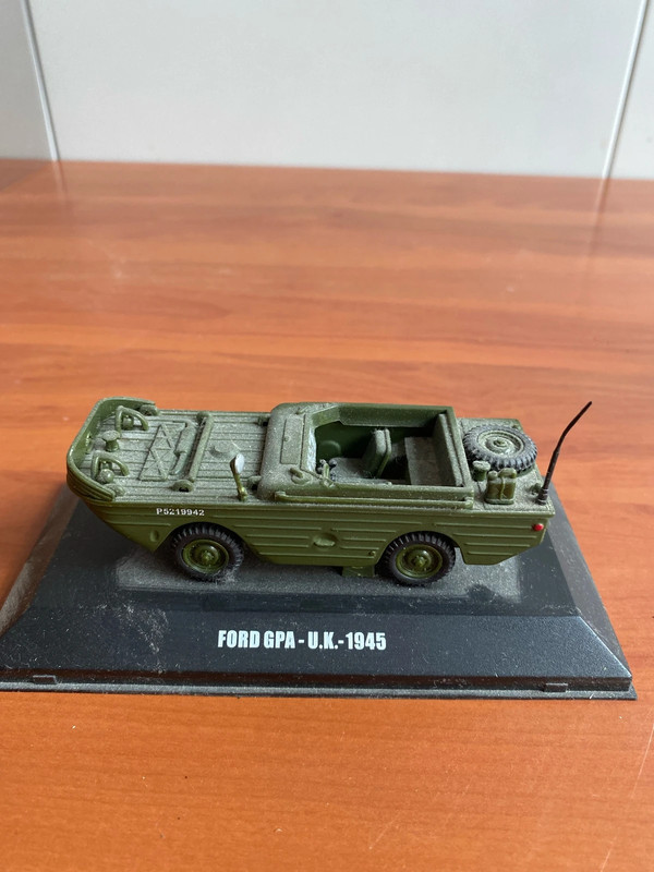 modellino ford GPA