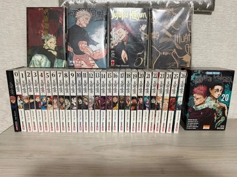 Jujustu Kaisen manga vol 0-26 + variant > (in descrizione)