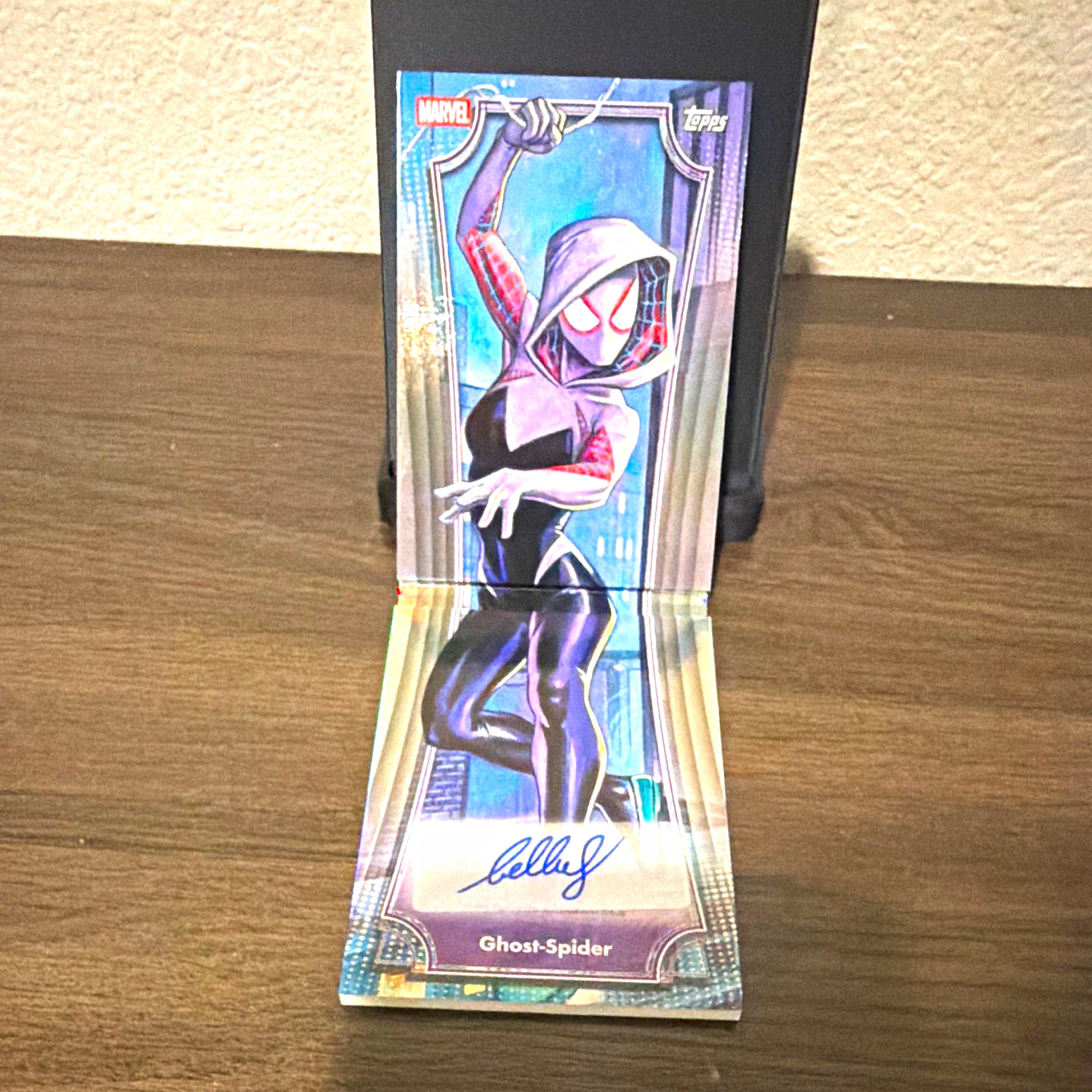 2026 Topps Marvel Neon Giant Sized Booklet Auto Bella  Ghost-Spider #GS-5