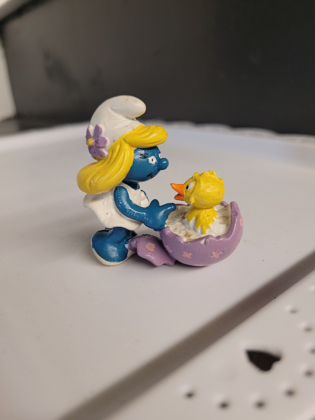 Puffi 20489 Puffo Uovo di Pasqua con Pulcino Puffo Figura Schleich Peyo Statuina