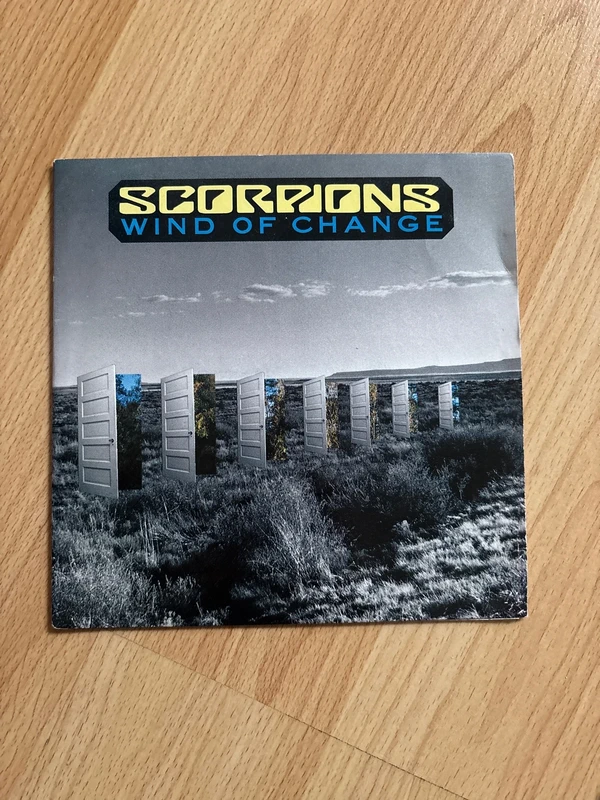 45 tour Scorpions Wind of Change