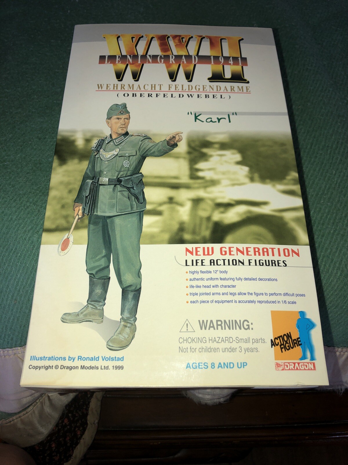 WWII Leningrad 1941 DRAGON Life Action Figure Wehrmacht Feldgendarme Karl NIB