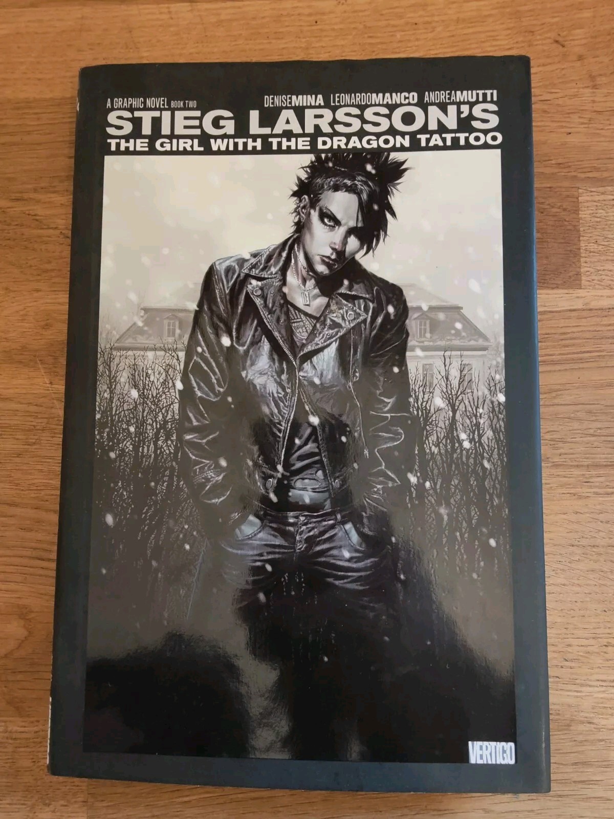 GRAPHIC NOVEL - The Girl With The Dragon Tattoo Vol 2 Denise Mina HB Vertigo 