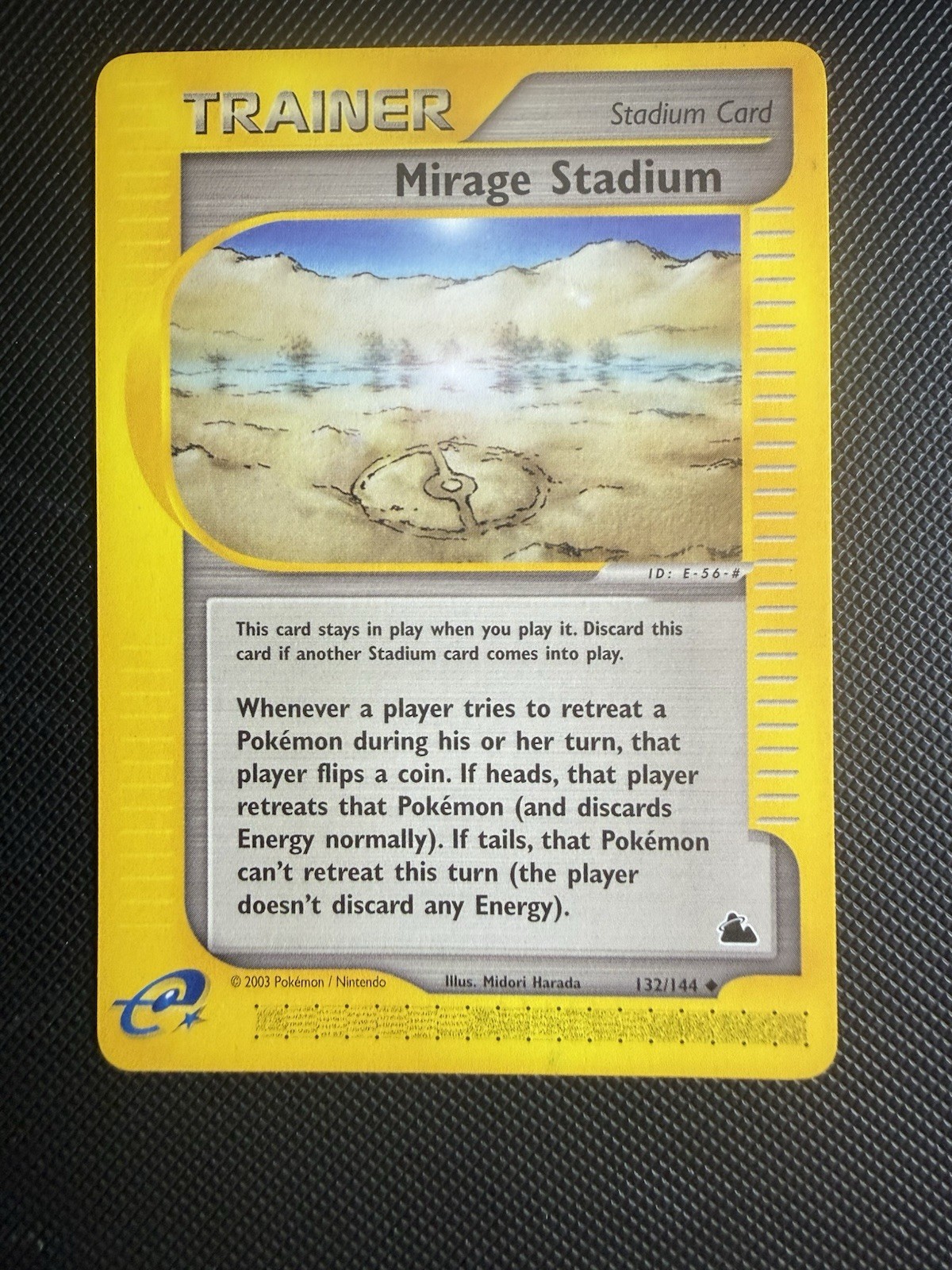 Mirage Stadium 132/144 Non-holo Skyridge Pokemon TCG WOTC Vintage
