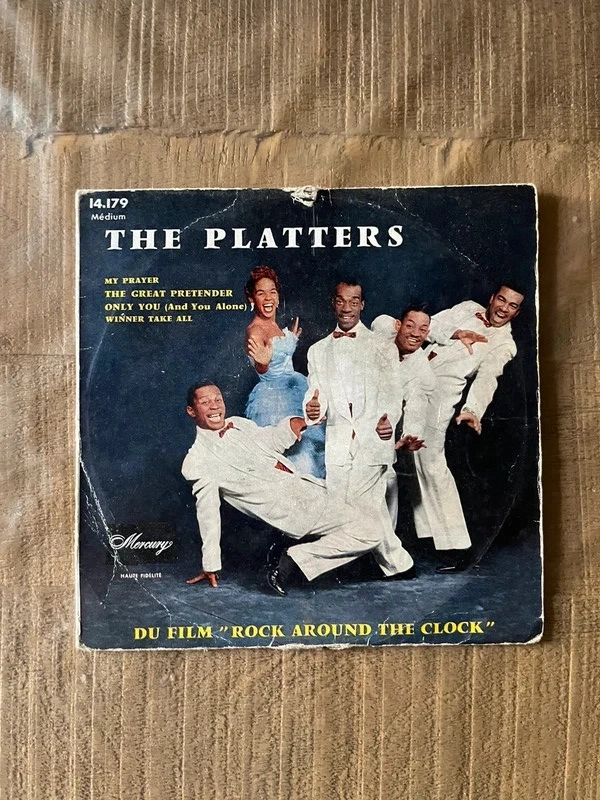 Vinyle the platters