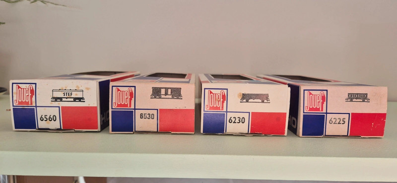 Lot de quatre wagons Jouef Ho /Ref 6560/6530/6230/6225.