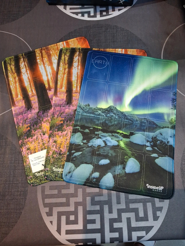 3 Playmat earth