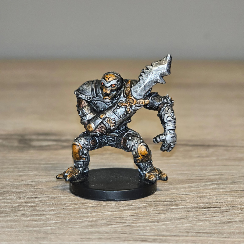 Dungeons & Dragons Miniatures – Giants of Legend 6/72 – Warforged Fighter – Uncommon