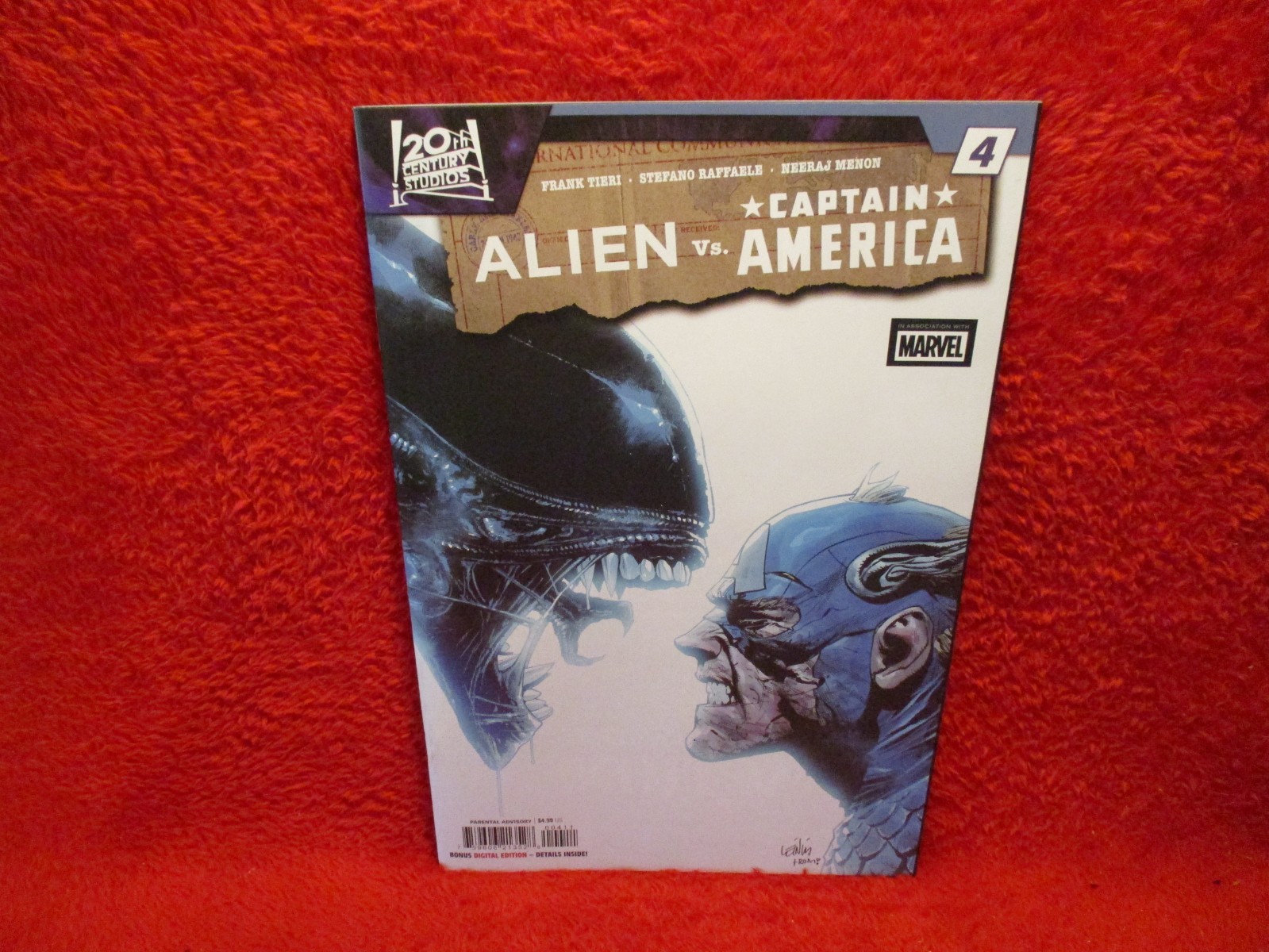 ALIEN VS CAPT AMERICA #4  NM/M