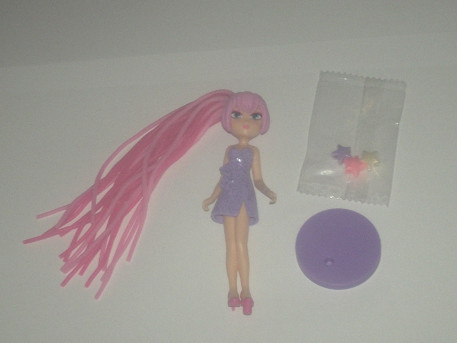 UNA PICCOLA BAMBOLA DI CHIX GIRLS CLUB FASHION DOLLS BLUE OCEAN (29.080)