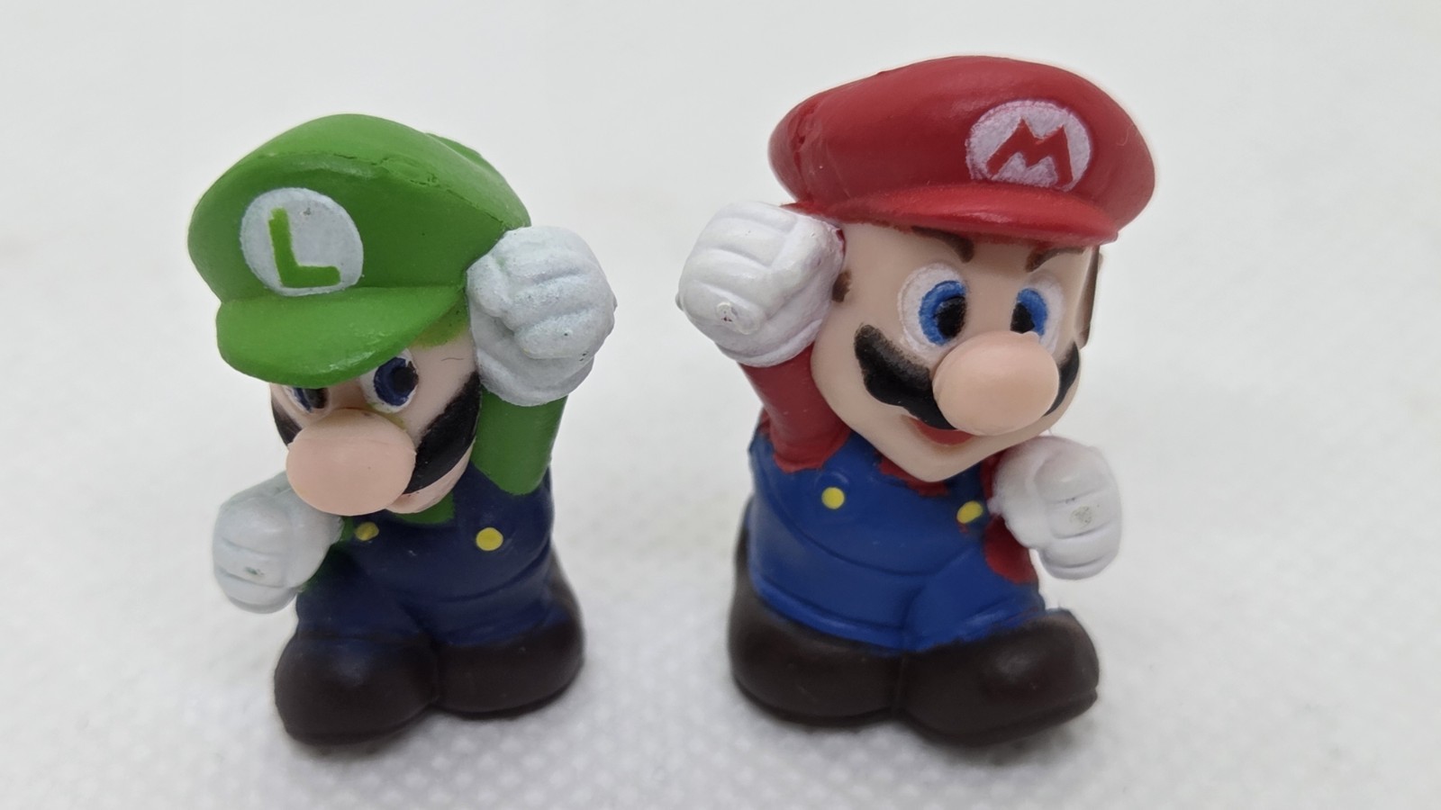 Lot of 2 2007 Nintendo Figures - Mario & Luigi - 1" Micro Figures by Subarudo