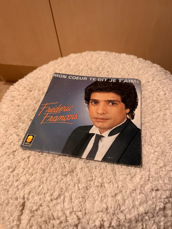 vinyle Frédéric François Mon cœur te dit je t’aime - Le vrai soleil 45 tours