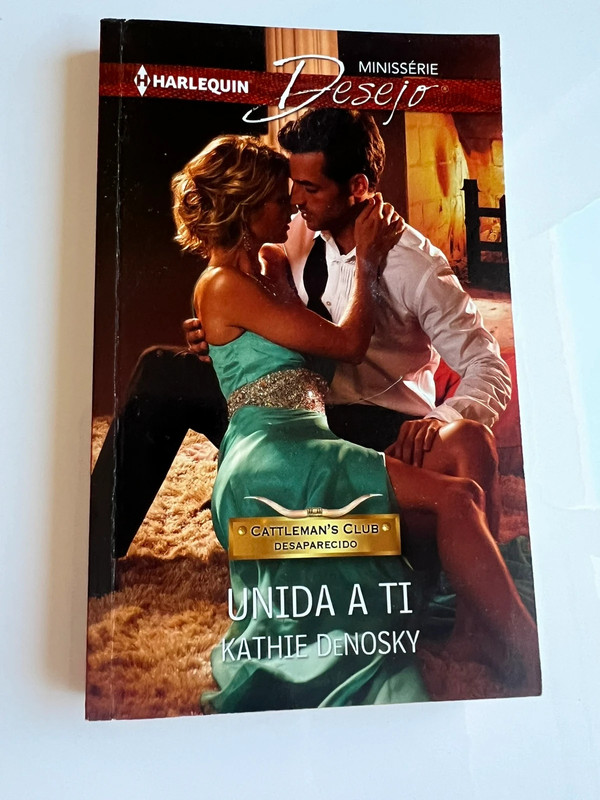 Livro "Unida a ti" Desejo - Harlequin