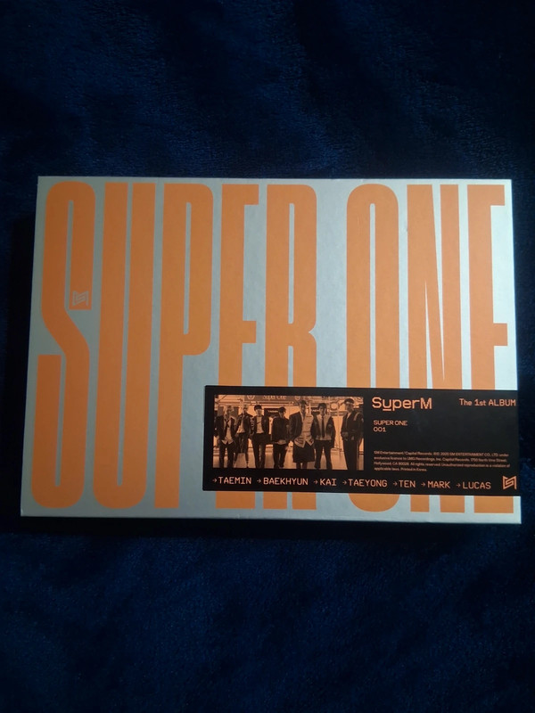 Lire description | K-Pop ; album du groupe Super One