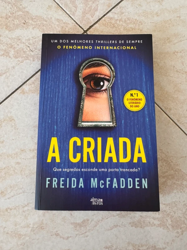 Livro “A criada” Freida Mcfadden