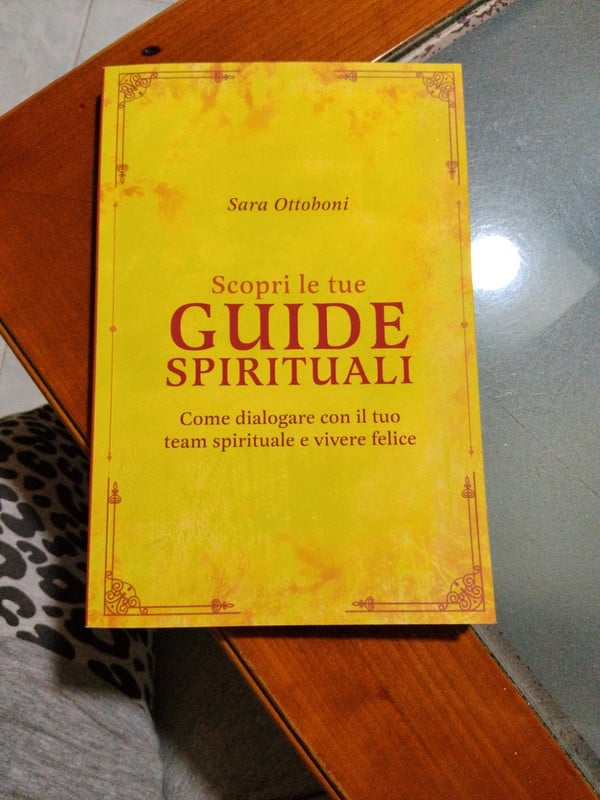 Libro copertina morbida "Scopri le tue guide spirituali"
