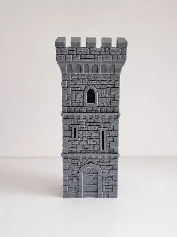 Torre medieval de castillo