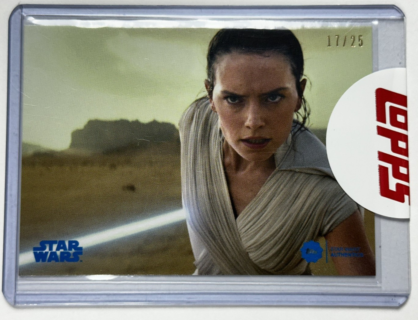 2019 Topps Star Wars Authentics Daisy Ridley come Rey Blue /25A-DRRS sigillato