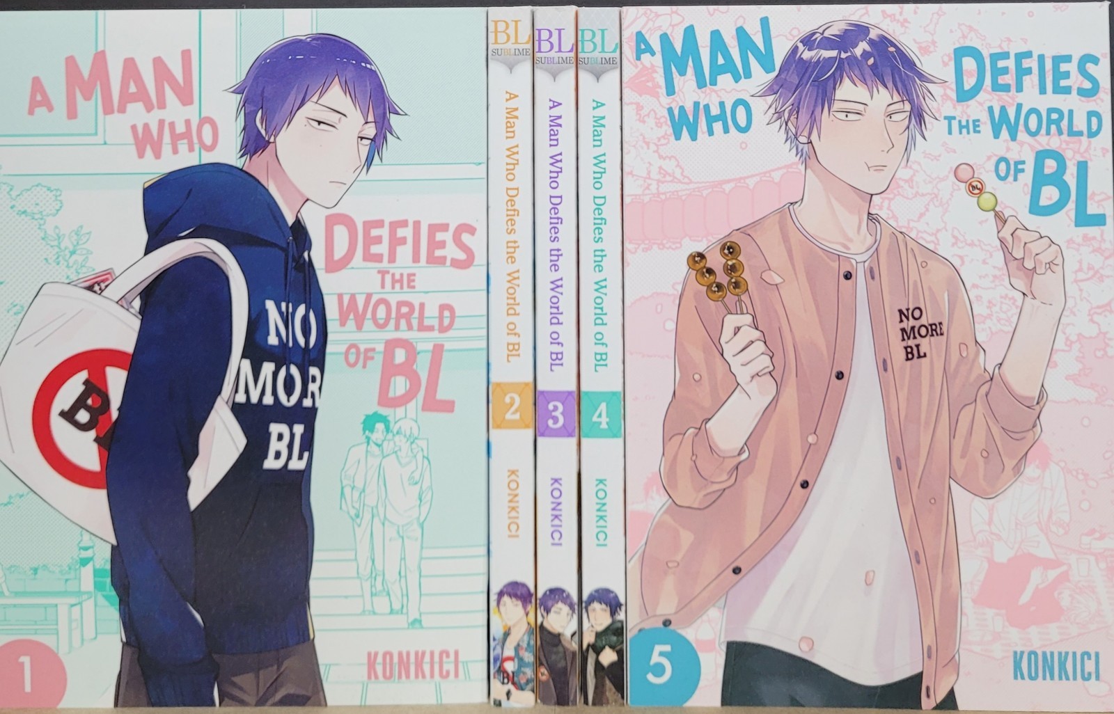 Un uomo che sfida il mondo di BL manga vol 1-5 NUOVO mai letto in inglese 