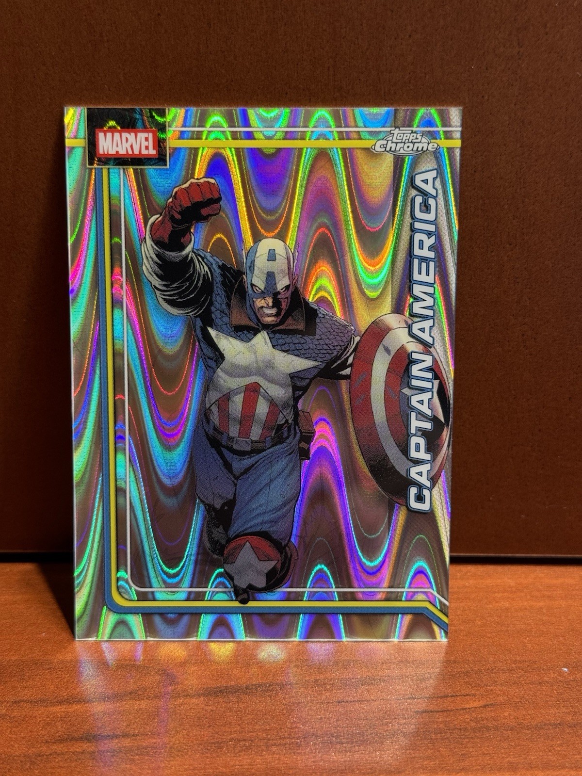 2026 Topps Chrome Marvel Captain America RayWave rifrattore #19
