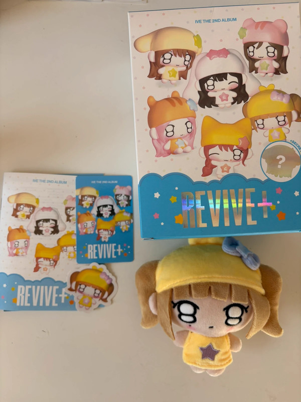 Revive+, Petite ver. (NO photocard)