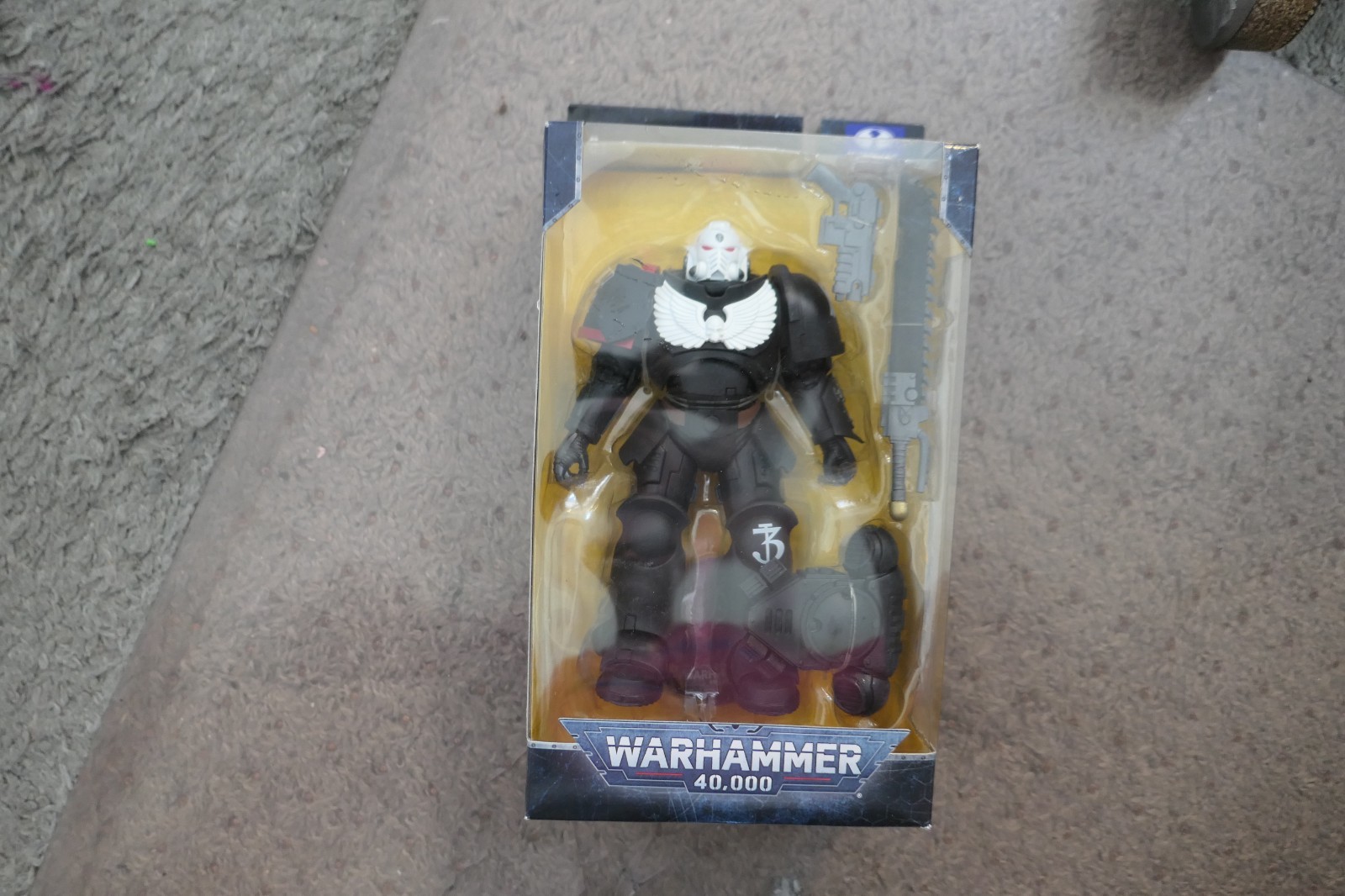 Modellino McFarlane Warhammer 40000 7 pollici Wave 4 Raven Guard sergente veterano