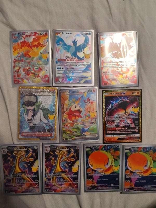 Lotto carte Pokemon 30 anniversario