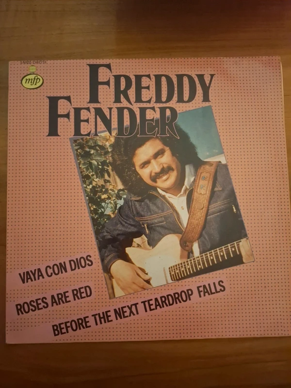 Freddy Fender