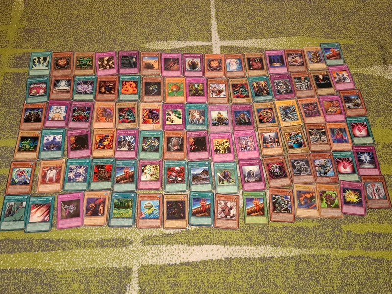 Lot Cartes Yu - Gi - Oh