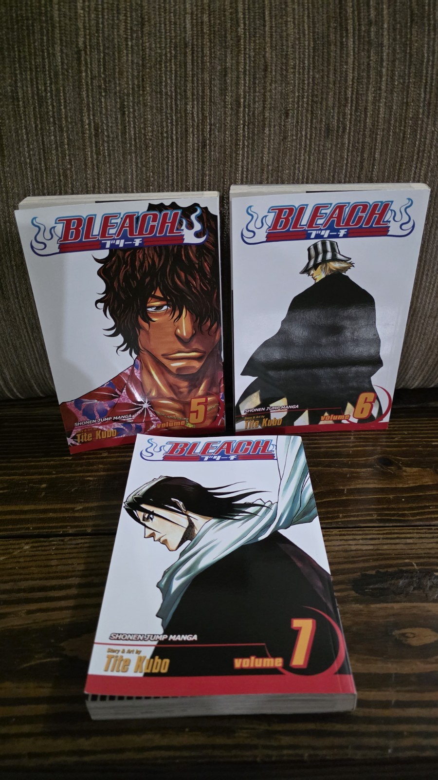 Lotto manga Bleach volumi 5, 6 e 7: Tite Kubo Viz Media Books buone condizioni