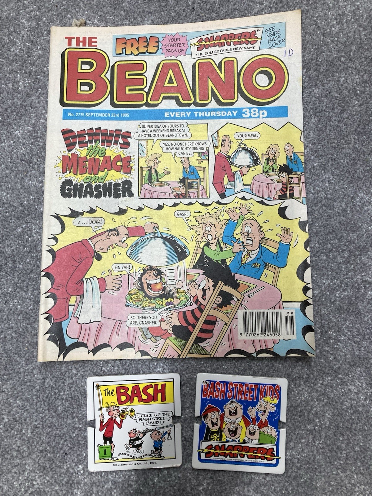 The BEANO comic with original toy free gift no. 2775 sept 1995 2no. SNAPPER game