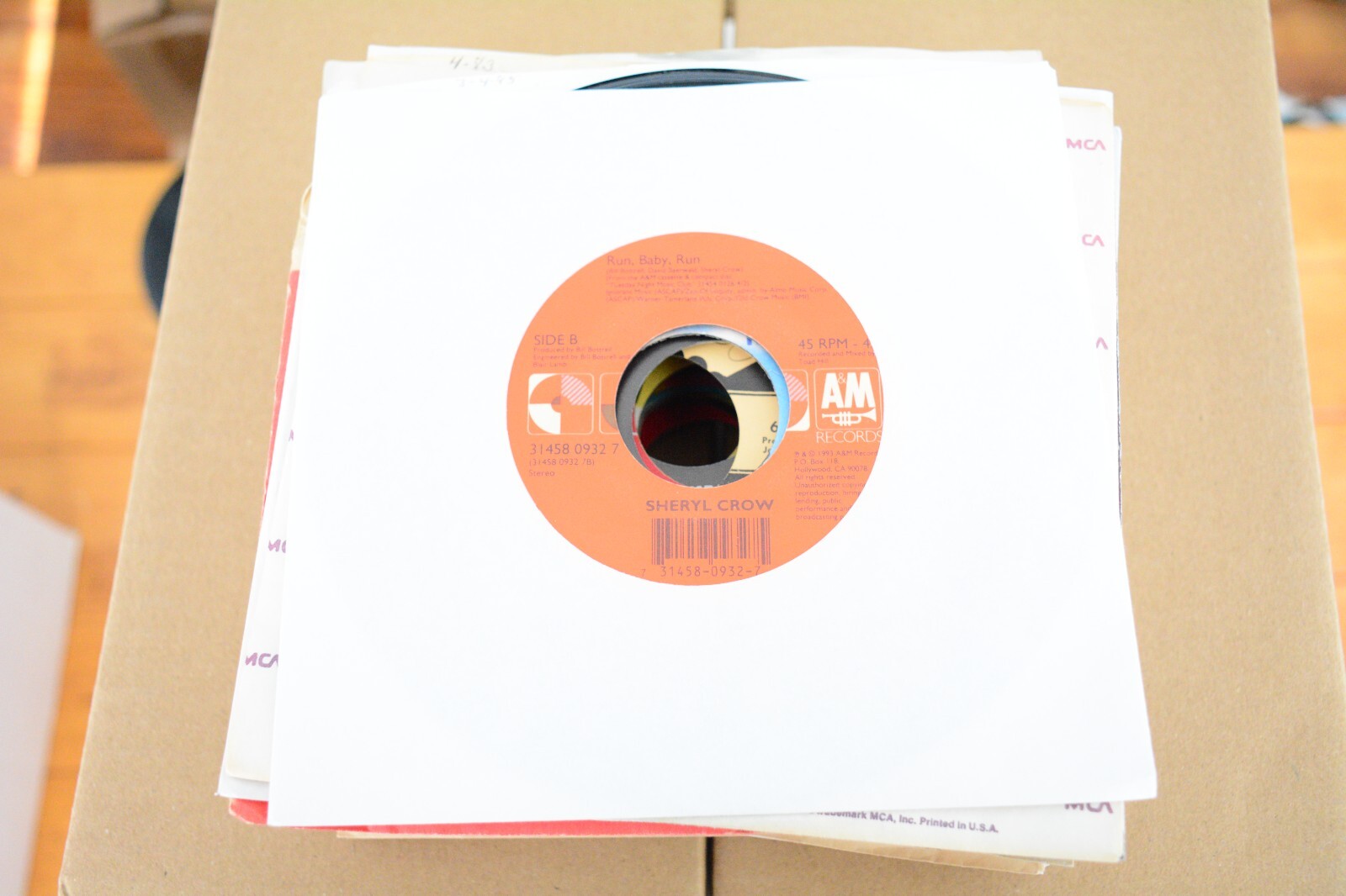 SHERYL CROW "STRONG ENOUGH / RUN BABY RUN" 45RPM 7" VINYL VG++ [D12-149]