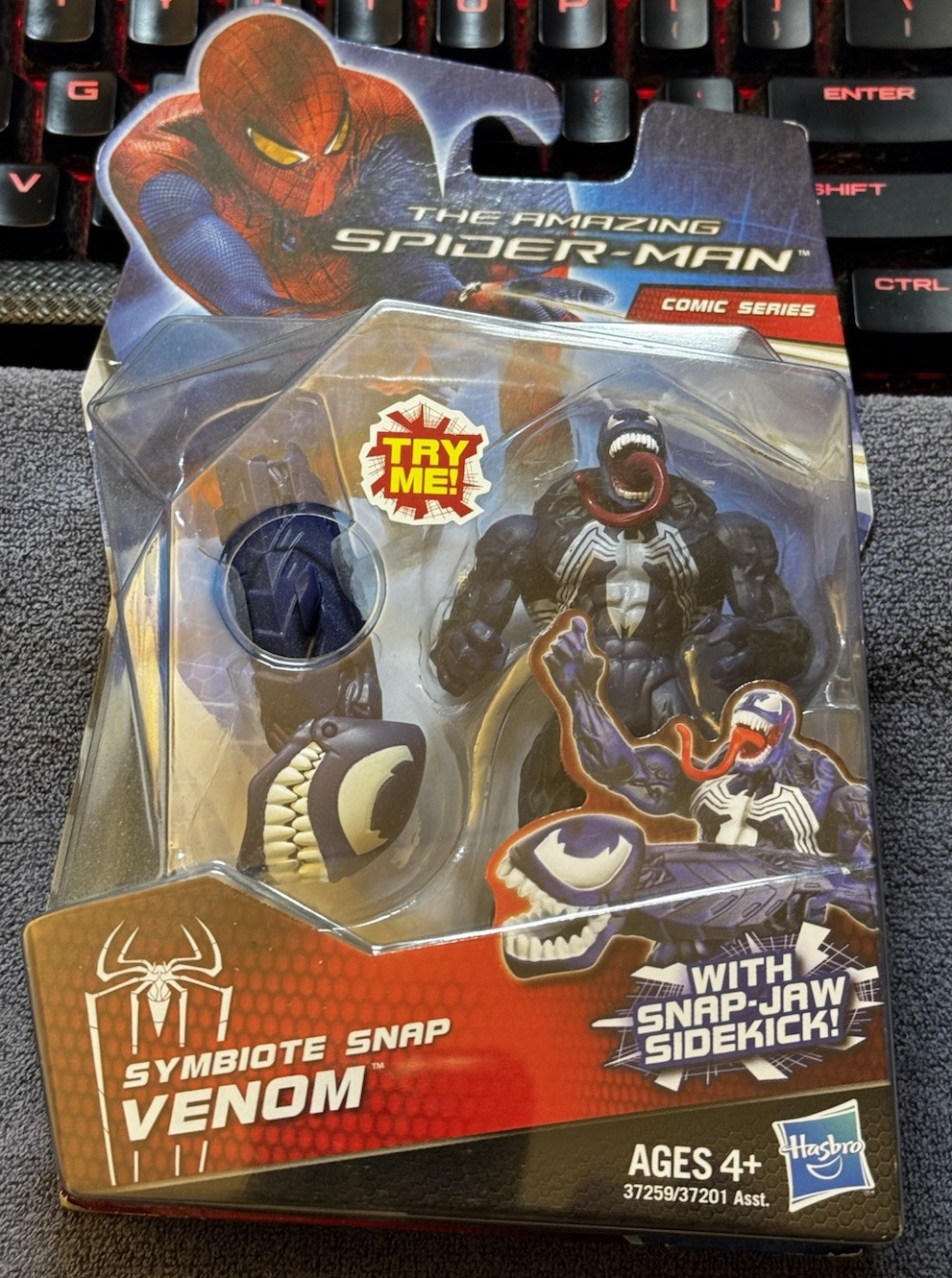 THE AMAZING SPIDER-MAN  2011 SYMBIOTE SNAP VENOM 3.75" ACTION FIGURE