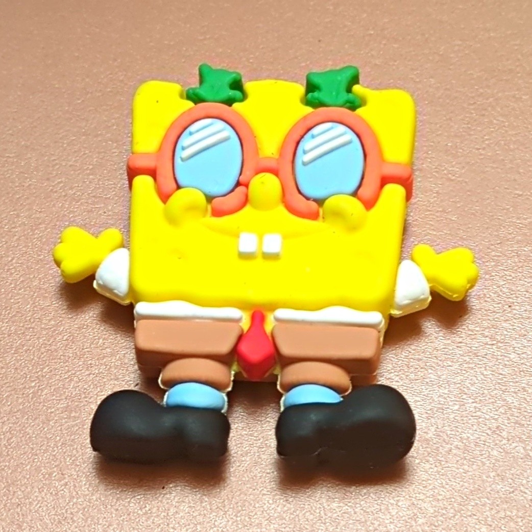 Viacom SpongeBob SquarePants Mini Figure 2in Yellow w/ Red Goggles 2012