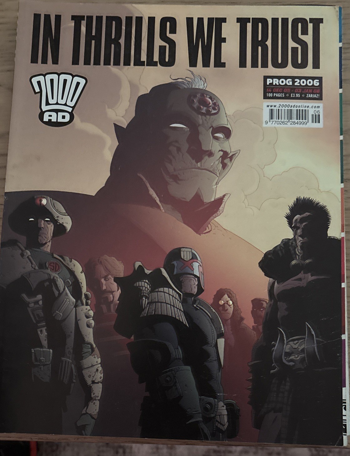 2000AD Comic Issue Prog #2006 14/12/05 December 14th 2006 Christmas Special
