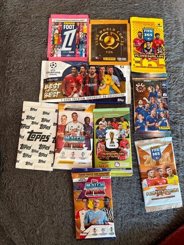 Lot de boosters cartes de football – Topps / Panini – FIFA / Match Attax