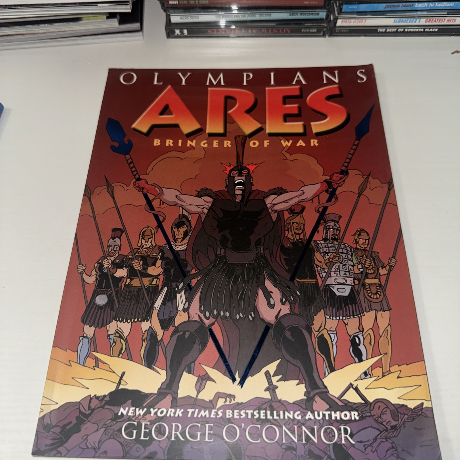 Olympians Ares Portatore di Guerra Primo Secondo Libro George Oconnor Rated E PPB