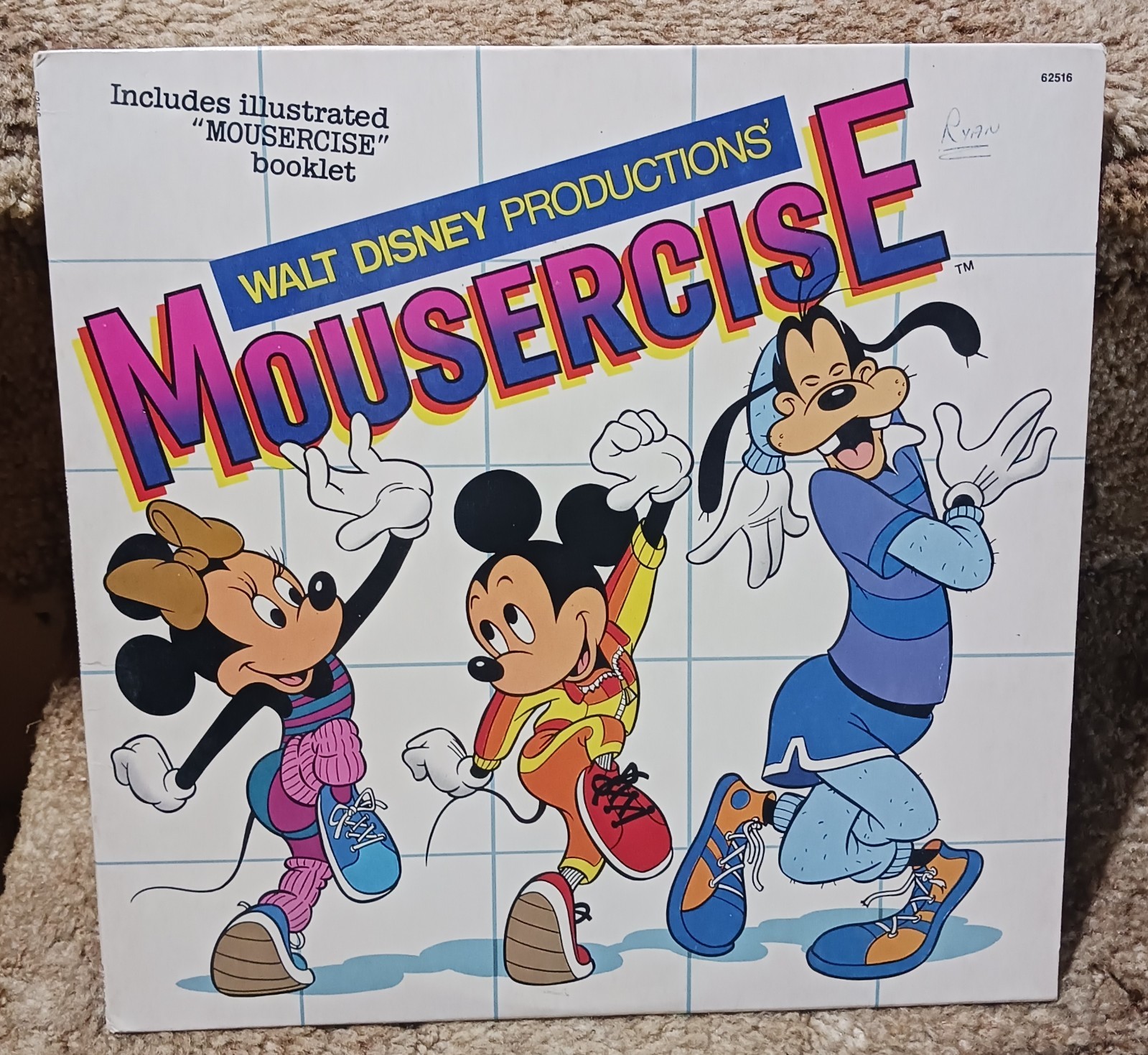 Walt Disney Productions Mousercise 12 inch Vinyl LP w- Booklet Pre-Owned 1982