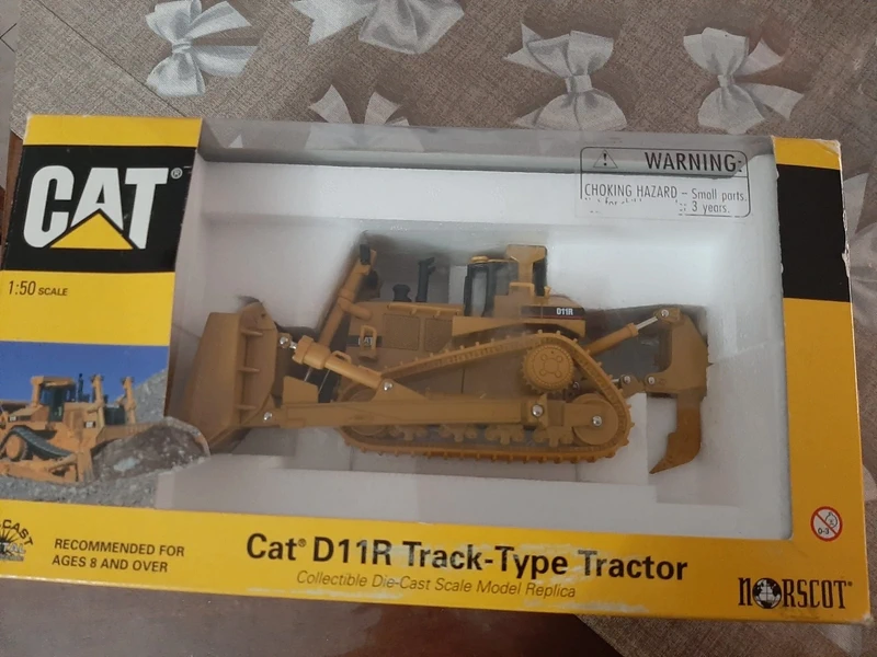Cat D11 R Notscot 1/50