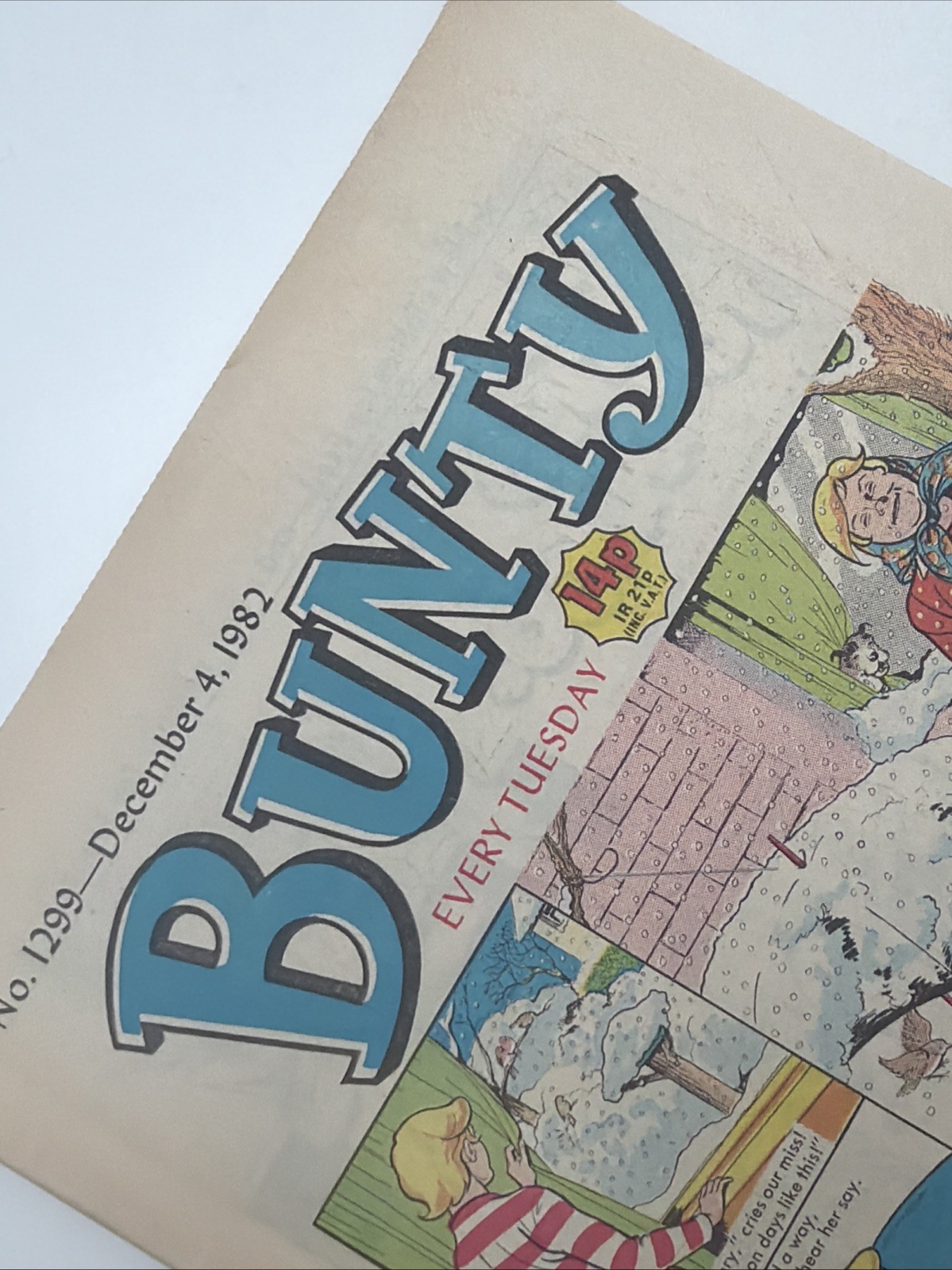 BUNTY COMIC # 1299  - DECEMBER 4 1982 - Vintage 80s Girls Comic Nostalgia