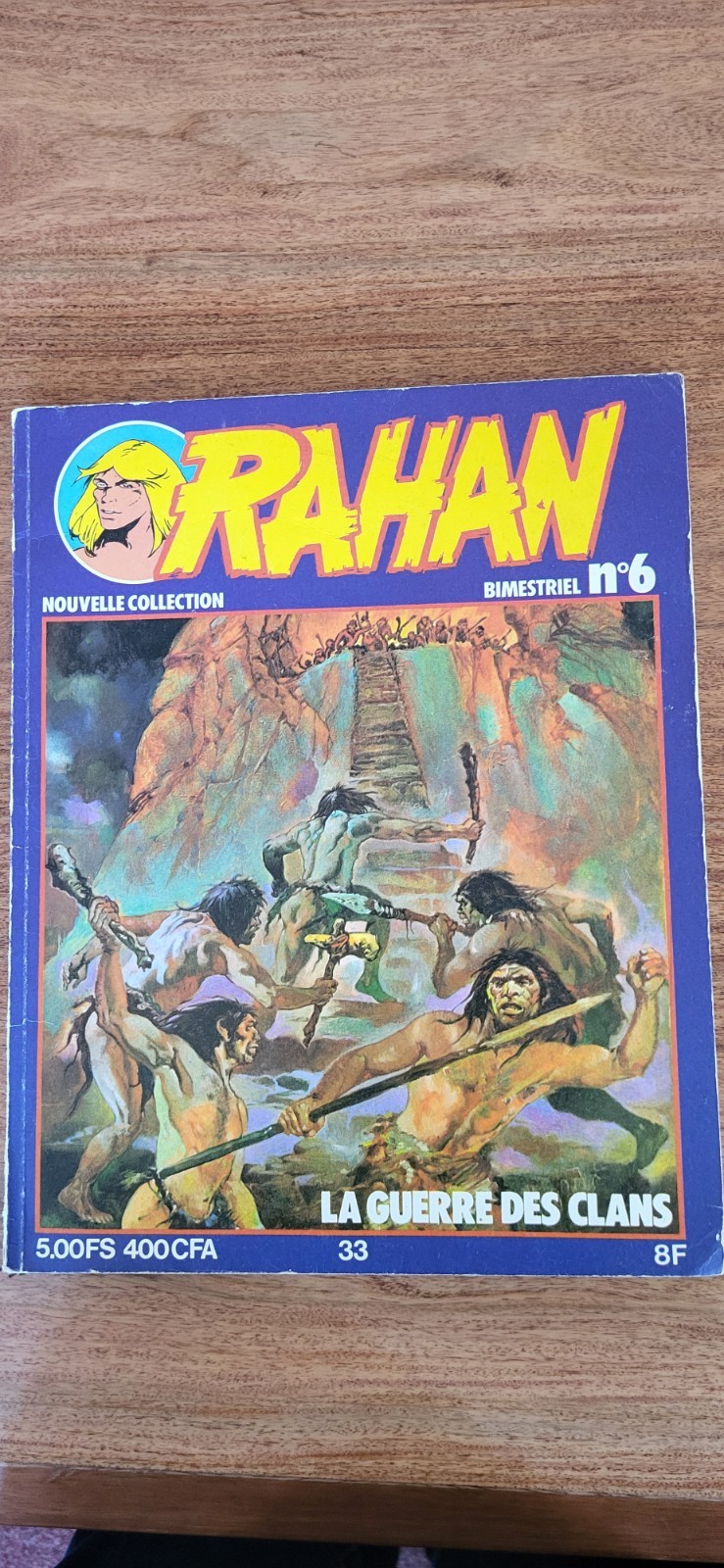 BD RAHAN - LA GUERRE DES CLANS - ETAT CORRECT - DECHIRURES - CORRECT